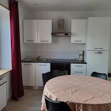 40 M² Proche Rempart * Langres